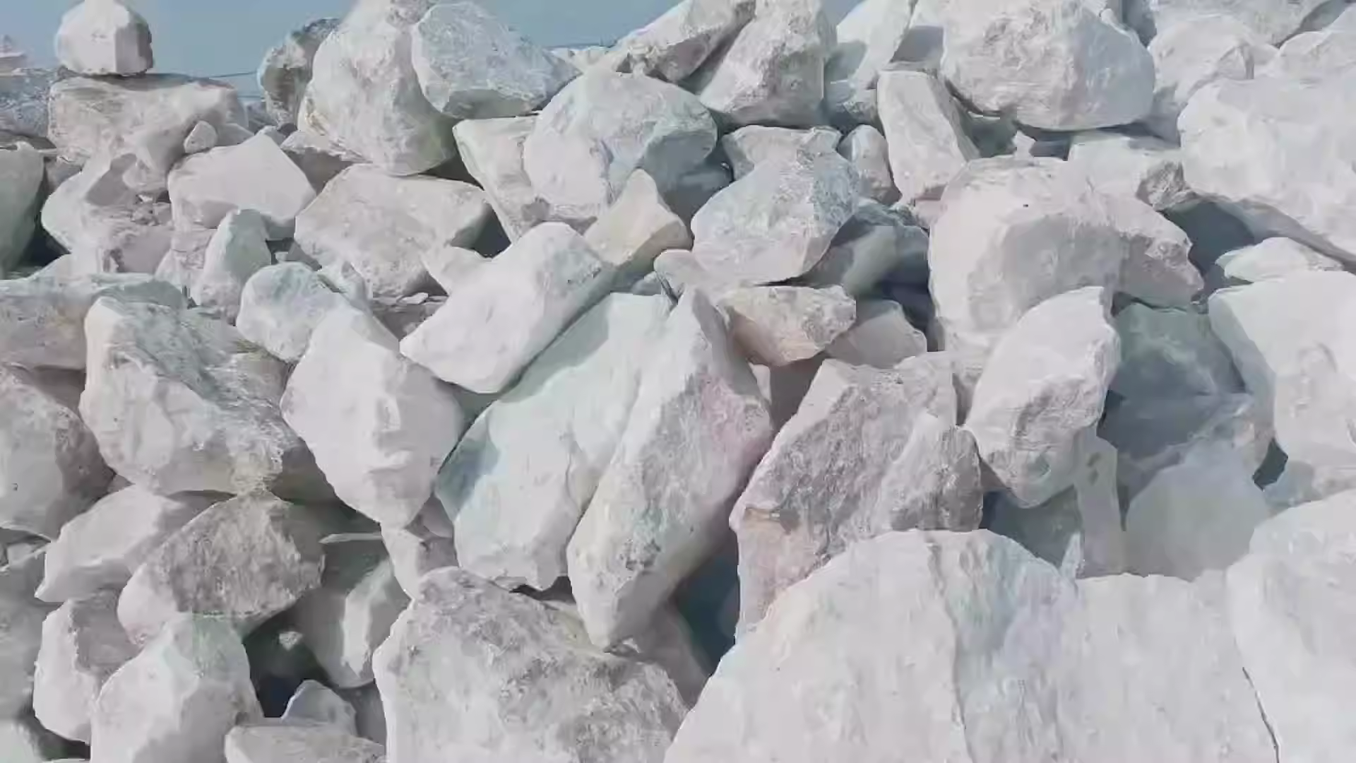 Wholesale Industrial Minerals: How to Get the Best Price for Calcium Carbonate in Bulk