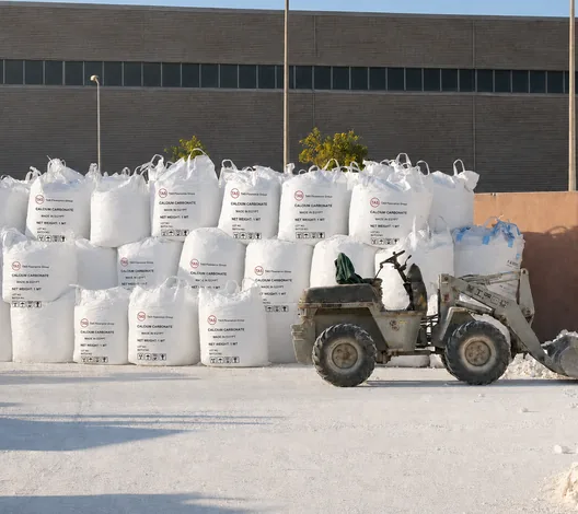Bulk Calcium Carbonate: How GCC Buyers Can Save on Large Orders