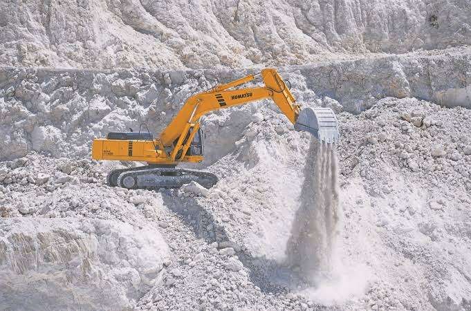 Shipping Costs in GCC Procurement: What Calcium Carbonate Buyers Should Consider